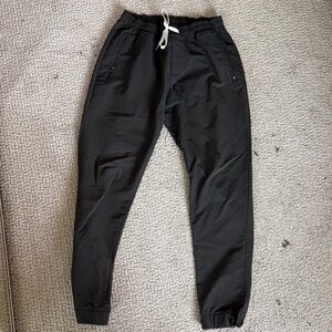 Vuori joggers